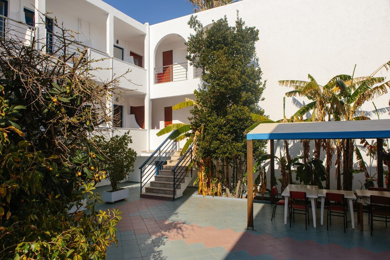 Sea Breeze Hotel Mastihari Exterior photo