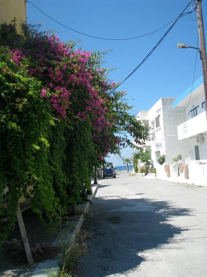Sea Breeze Hotel Mastihari Exterior photo